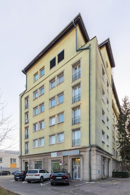 Bnb Slovakia Nivy Bliss Retreat Bratislava Exterior foto